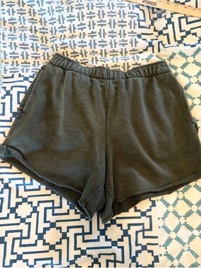 Aerie Forest Green Athletic Knit Lounge Shorts Size Medium. EUC.